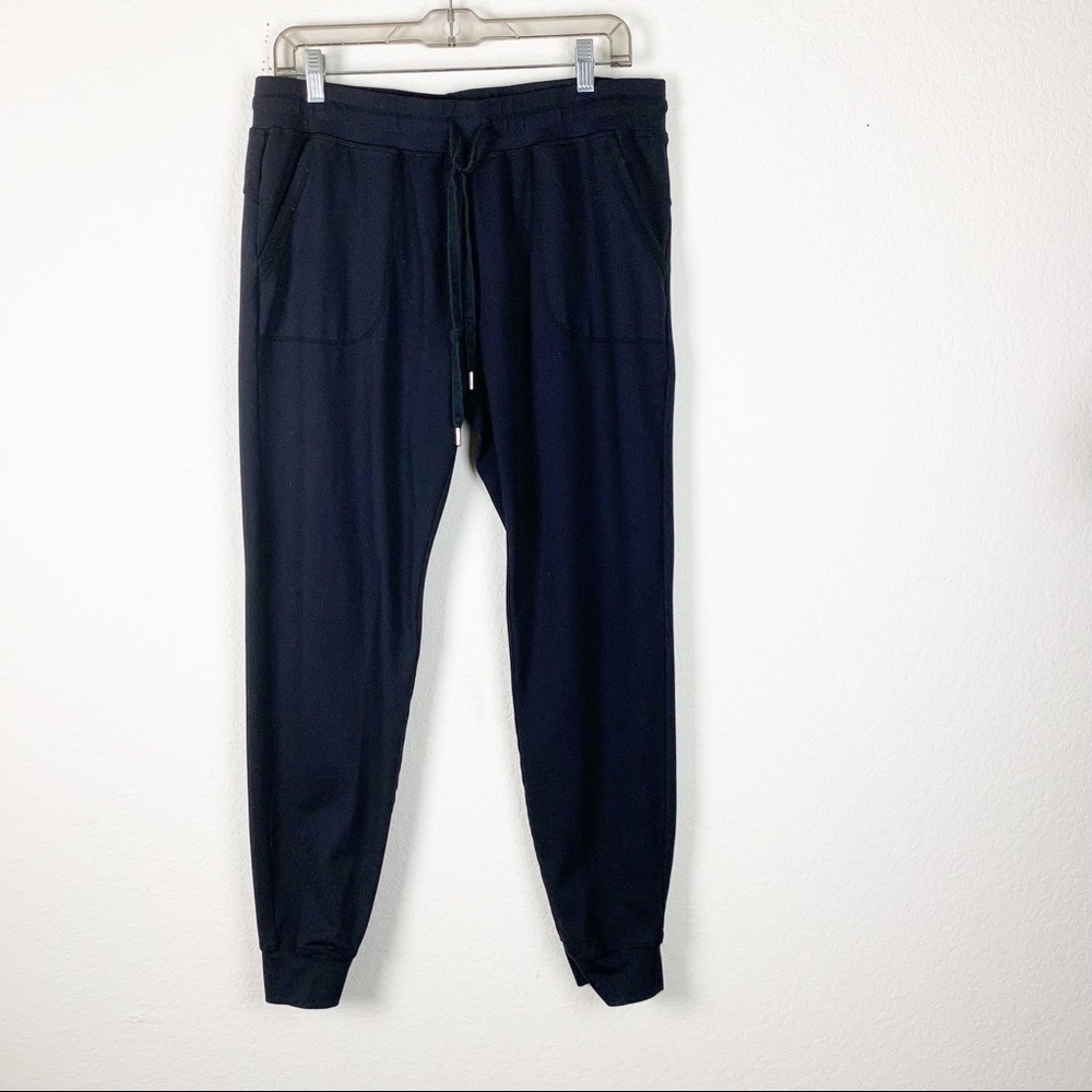 Zyia |  Unwind Jogger Women